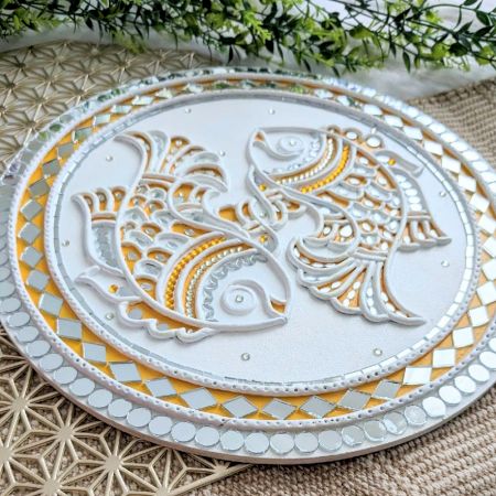 Handcrafted Lippan Art Twin Fish Wooden Wall Decor with Mirror Work